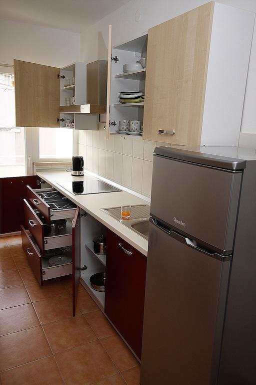 City Center Accommodation زادار المظهر الخارجي الصورة