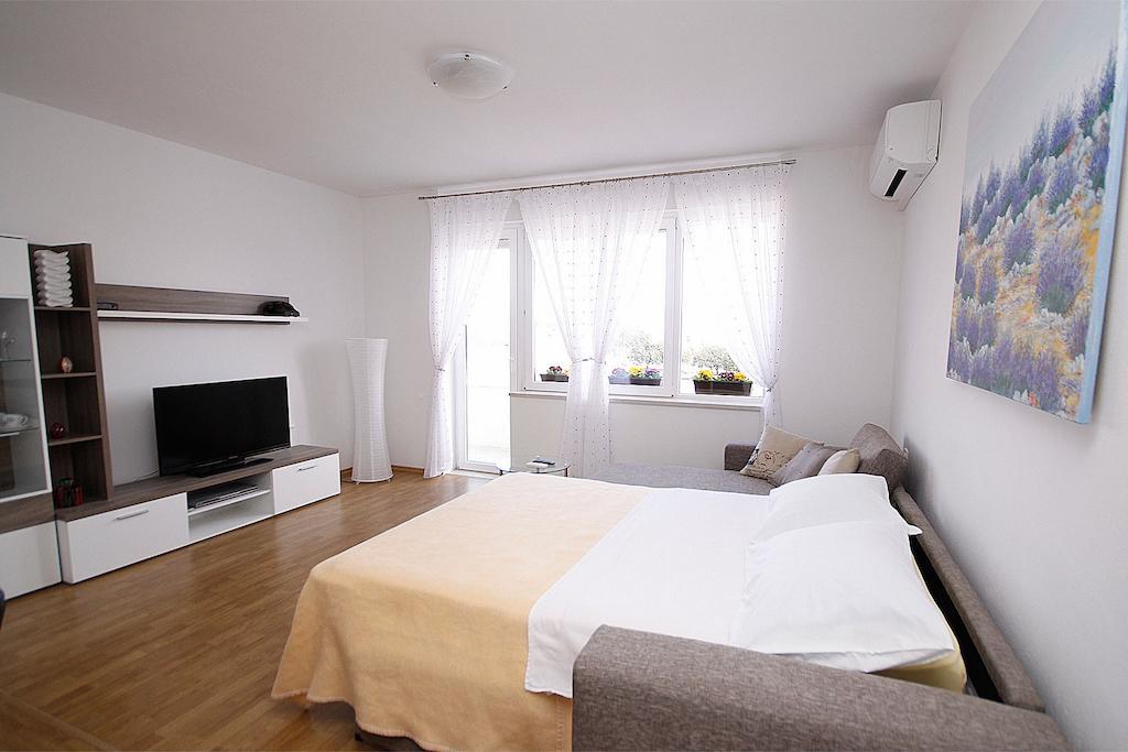 City Center Accommodation زادار المظهر الخارجي الصورة