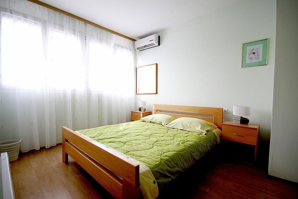 City Center Accommodation زادار الغرفة الصورة