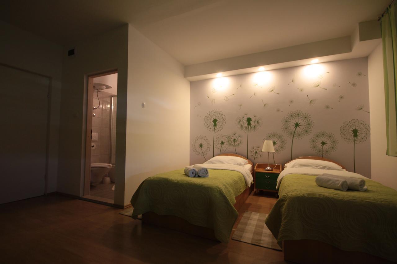 City Center Accommodation زادار المظهر الخارجي الصورة